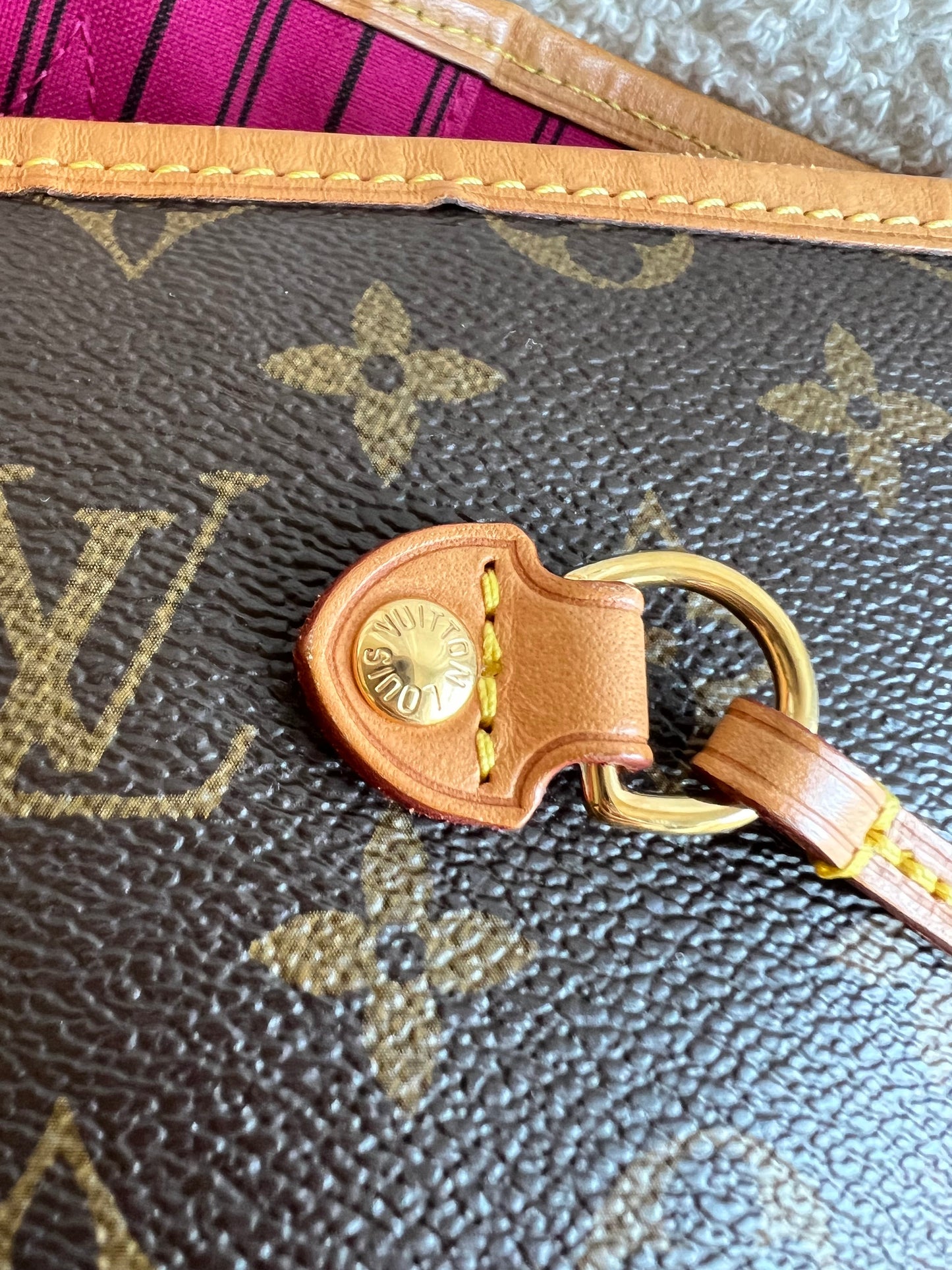 Louis Vuitton Neverfull GM Monogram Pivoine Interior (RRP £1,470)