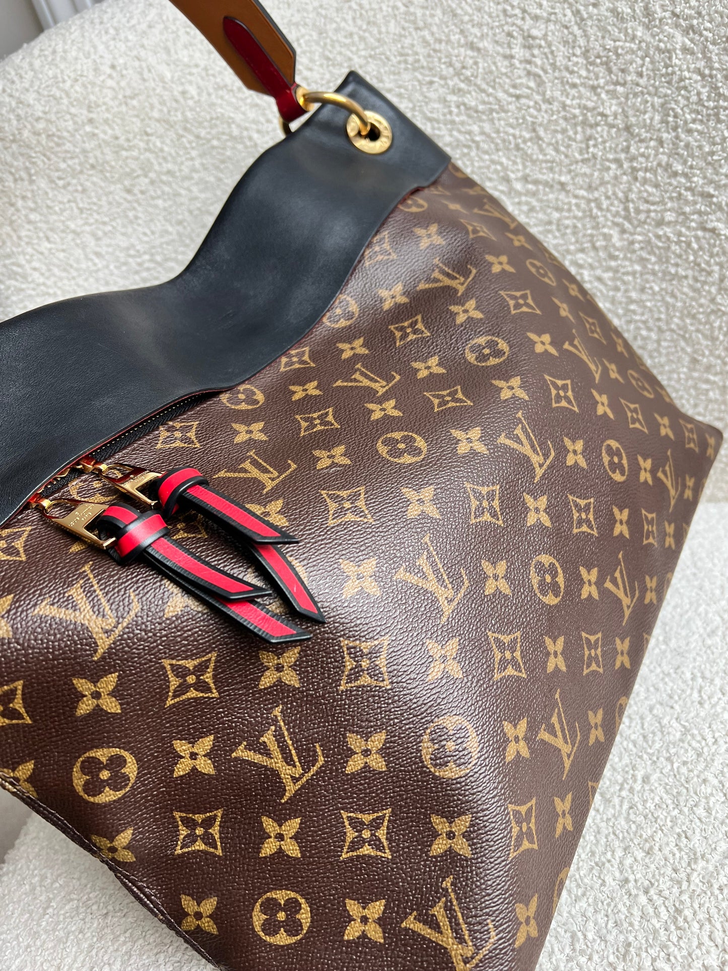 Louis Vuitton Tuileries Hobo (RRP £1640)