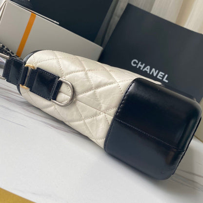 Chanel Luxury Handbag Style 474
