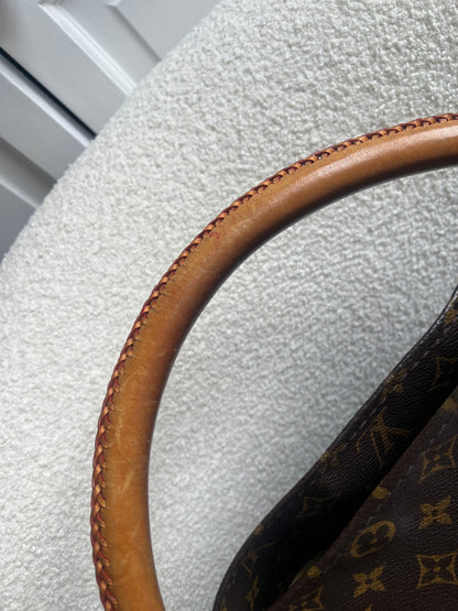 Louis Vuitton Artsy MM Monogram (RRP £1,940)
