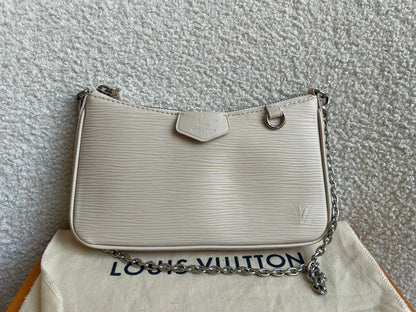 Louis Vuitton Easy Pouch Creme Epi (RRP £1320)