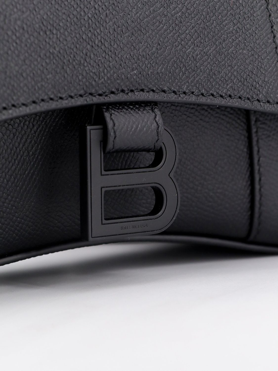 Downtown Crossbody Bag