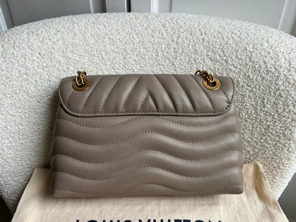 Louis Vuitton Taupe New Wave Chain Bag MM (RRP £2310)