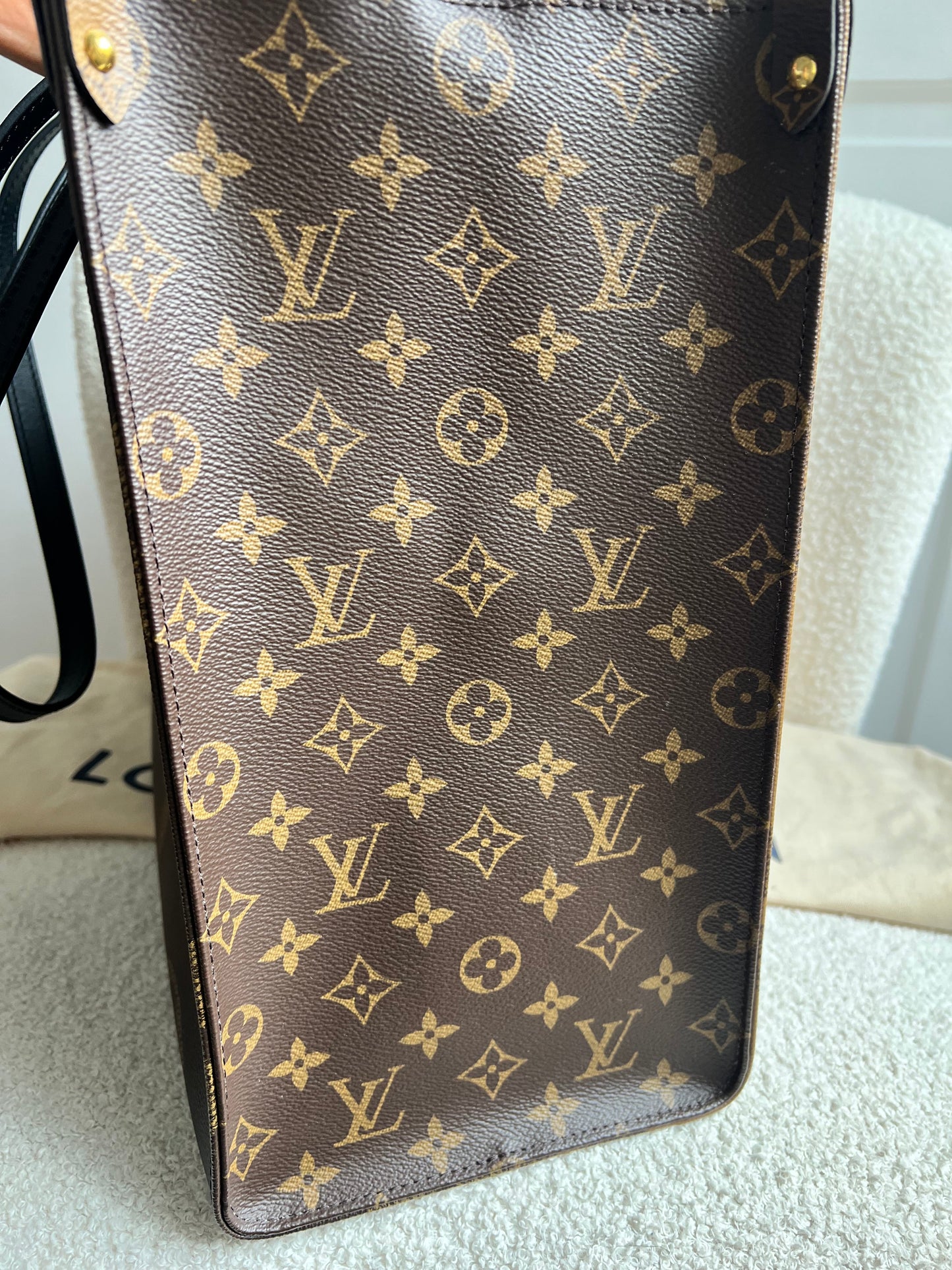 Louis Vuitton On the Go GM Monogram (RRP £2,390)