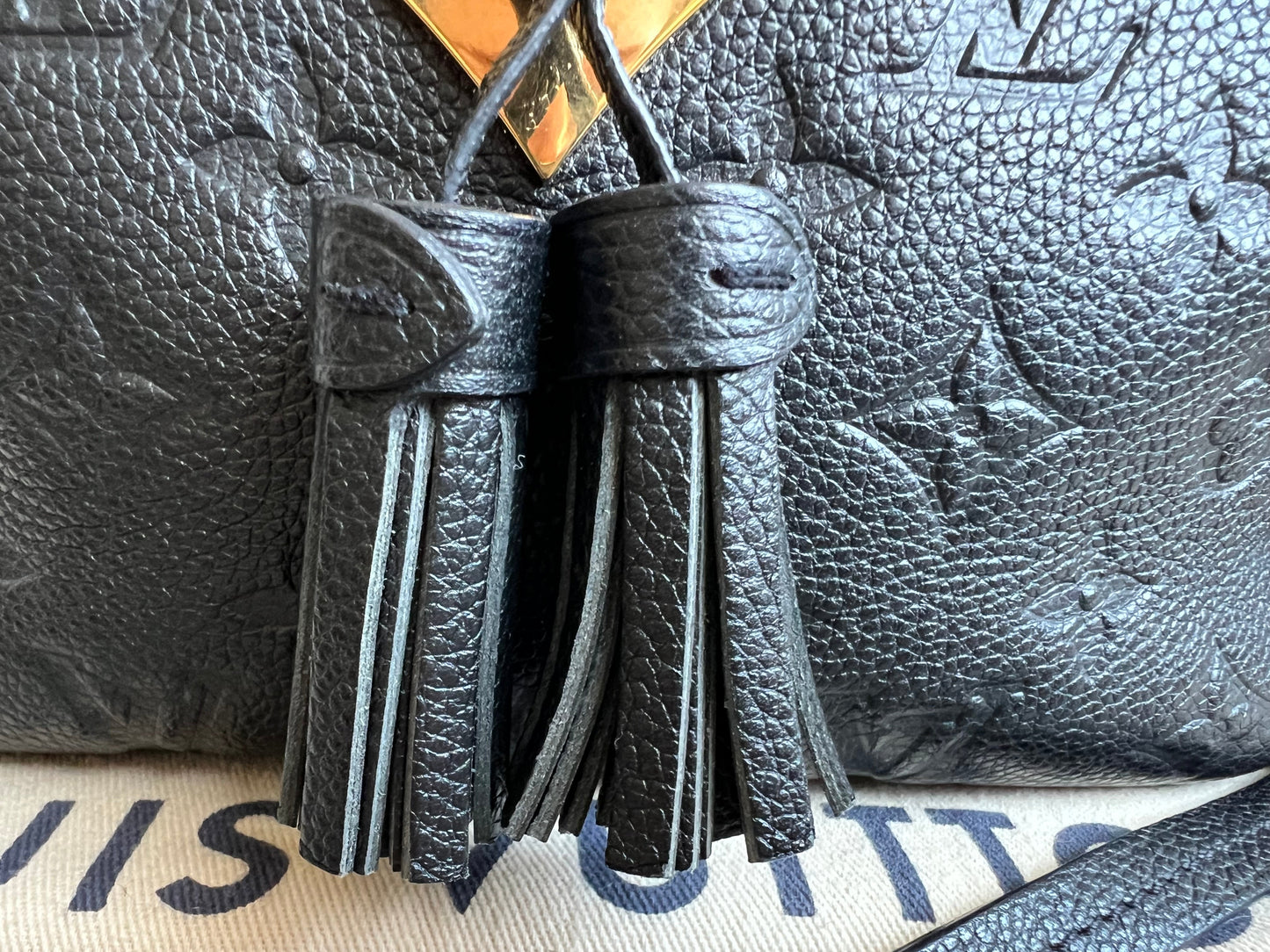 Louis Vuitton Saintonge Black Empreinte