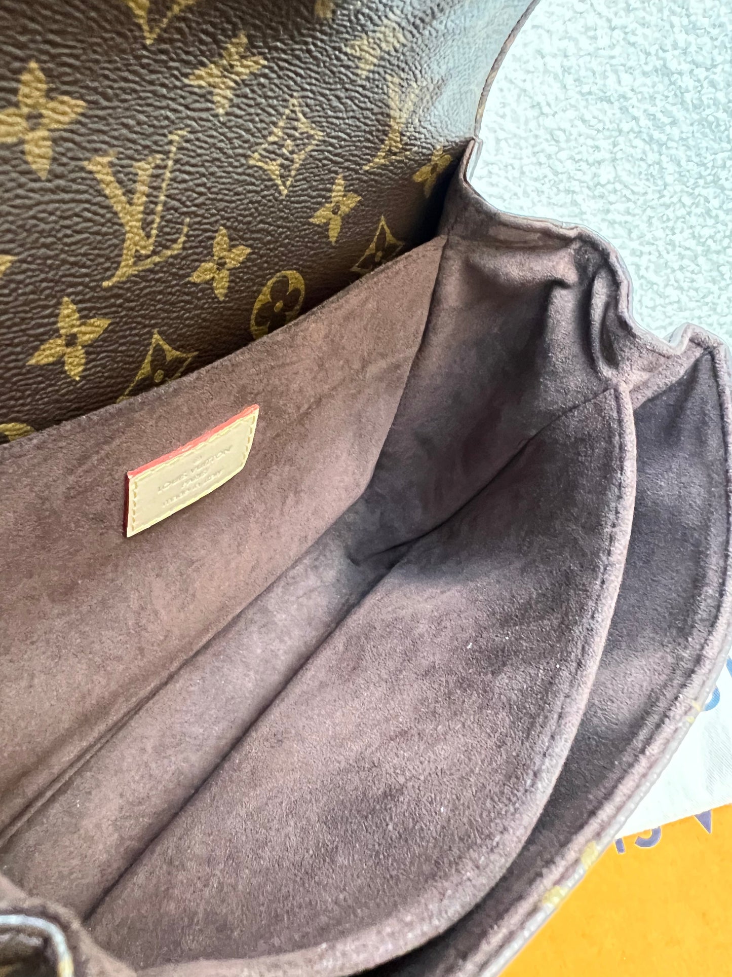 Louis Vuitton Pochette Metis Monogram (RRP £2,060)