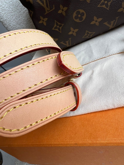 Louis Vuitton Speedy 25 Bandouliere Monogram (RRP £1,470)
