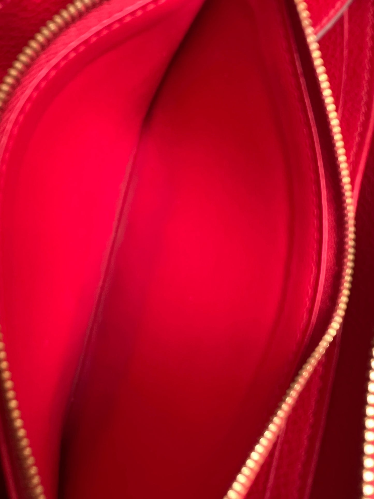 Louis Vuitton Zippy Wallet in Red Empreinte (RRP £740)