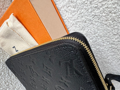 Louis Vuitton Zippy Wallet in Black Empreinte (RRP £790)