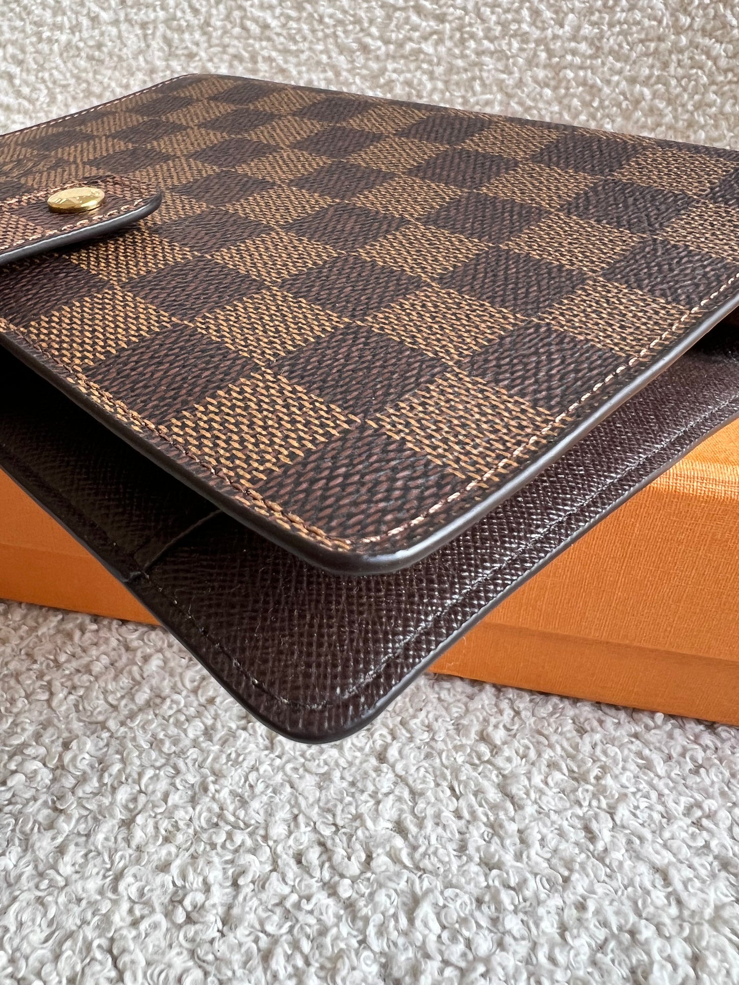 Louis Vuitton Damier Ebene Medium Agenda Cover (RRP £475)