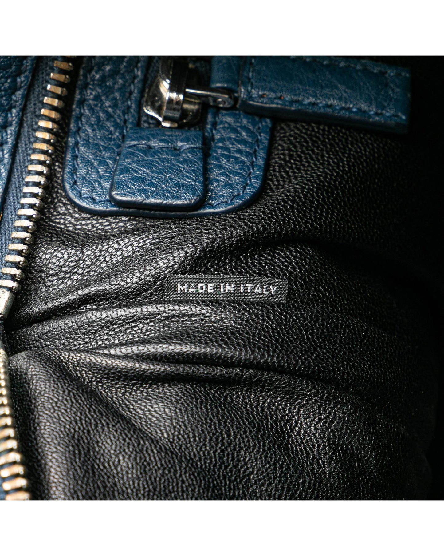 Vitello Daino Leather Crossbody Bag with Adjustable Strap