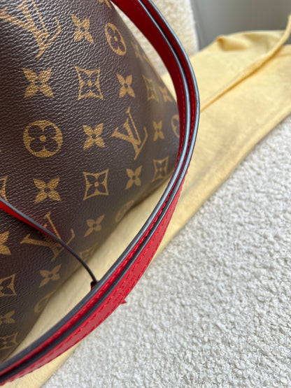 Louis Vuitton Neo Noe Monogram Coquelicot (RRP £1,790)