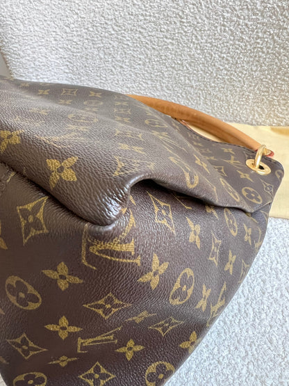 Louis Vuitton Artsy MM Monogram (RRP £1,940)