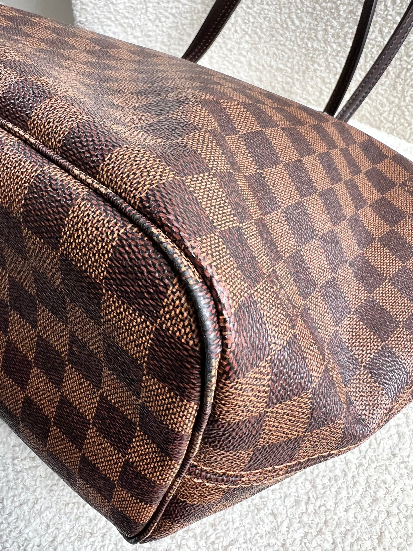 Louis Vuitton Neverfull MM Damier Ebene Cherry Interior (RRP £1,430)