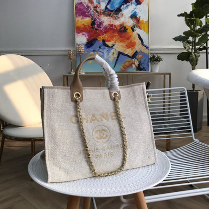 Chanel Luxury Handbag Style 541