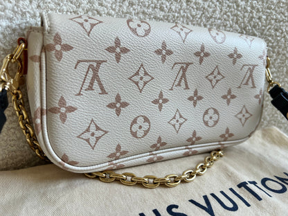 Louis Vuitton Ivy Wallet on Chain Bag Bicolour Monogram Dune Canvas (RRP £1400)