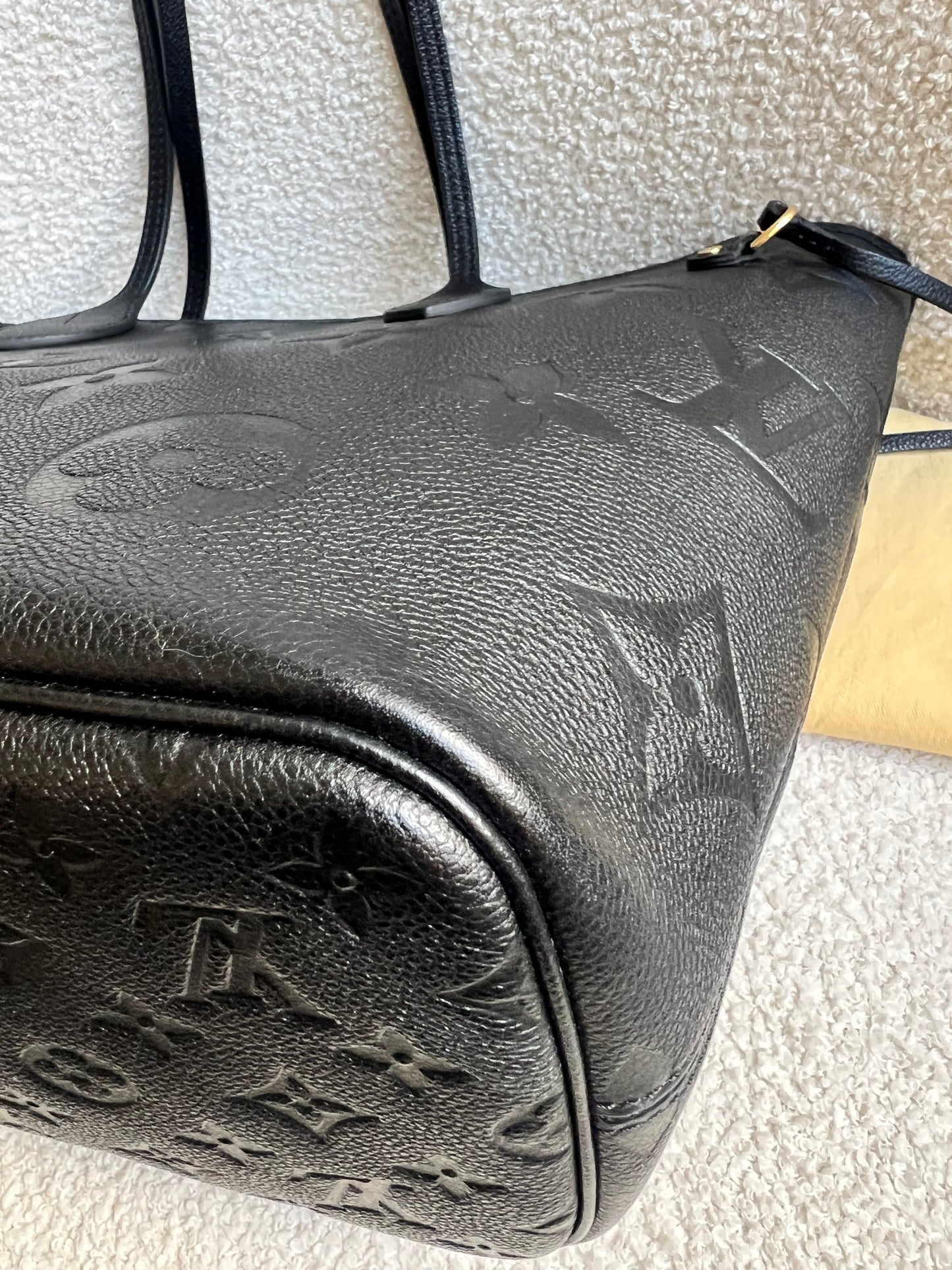 Louis Vuitton Neverfull MM Black Empreinte (RRP £1,970)