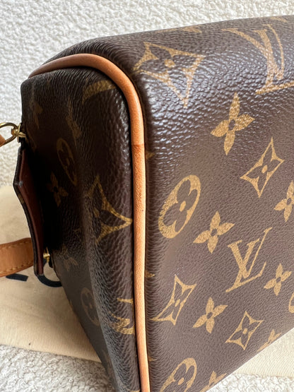 Louis Vuitton Dopp Kit Toilet Pouch Monogram (RRP £780)