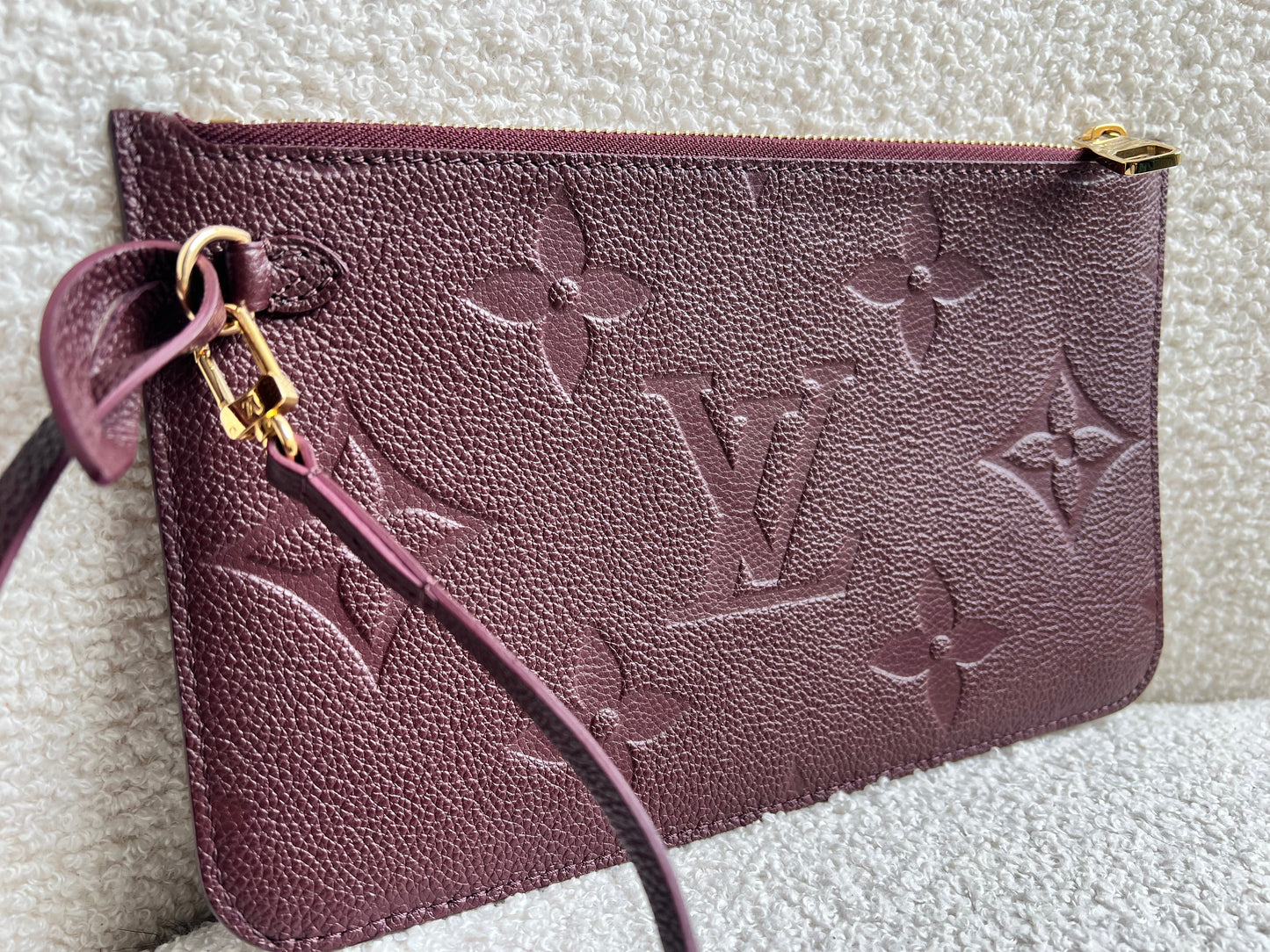 Louis Vuitton Pouch (from Neverfull) Wine Empreinte