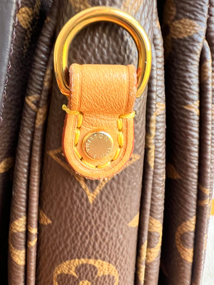 Louis Vuitton Pochette Metis Monogram (RRP £2,020)