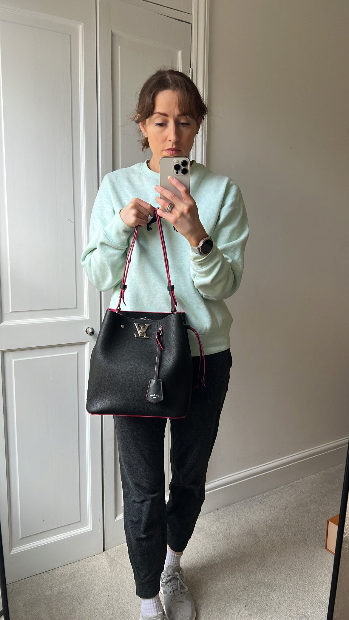 Louis Vuitton Lockme Bucket Bag in Black and Pink (RRP £2050)