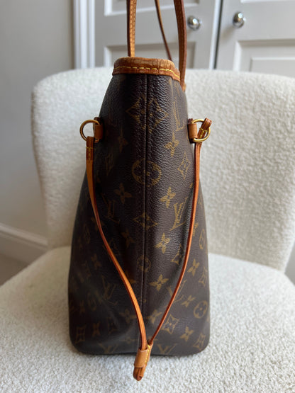 Louis Vuitton Neverfull MM Monogram Beige
