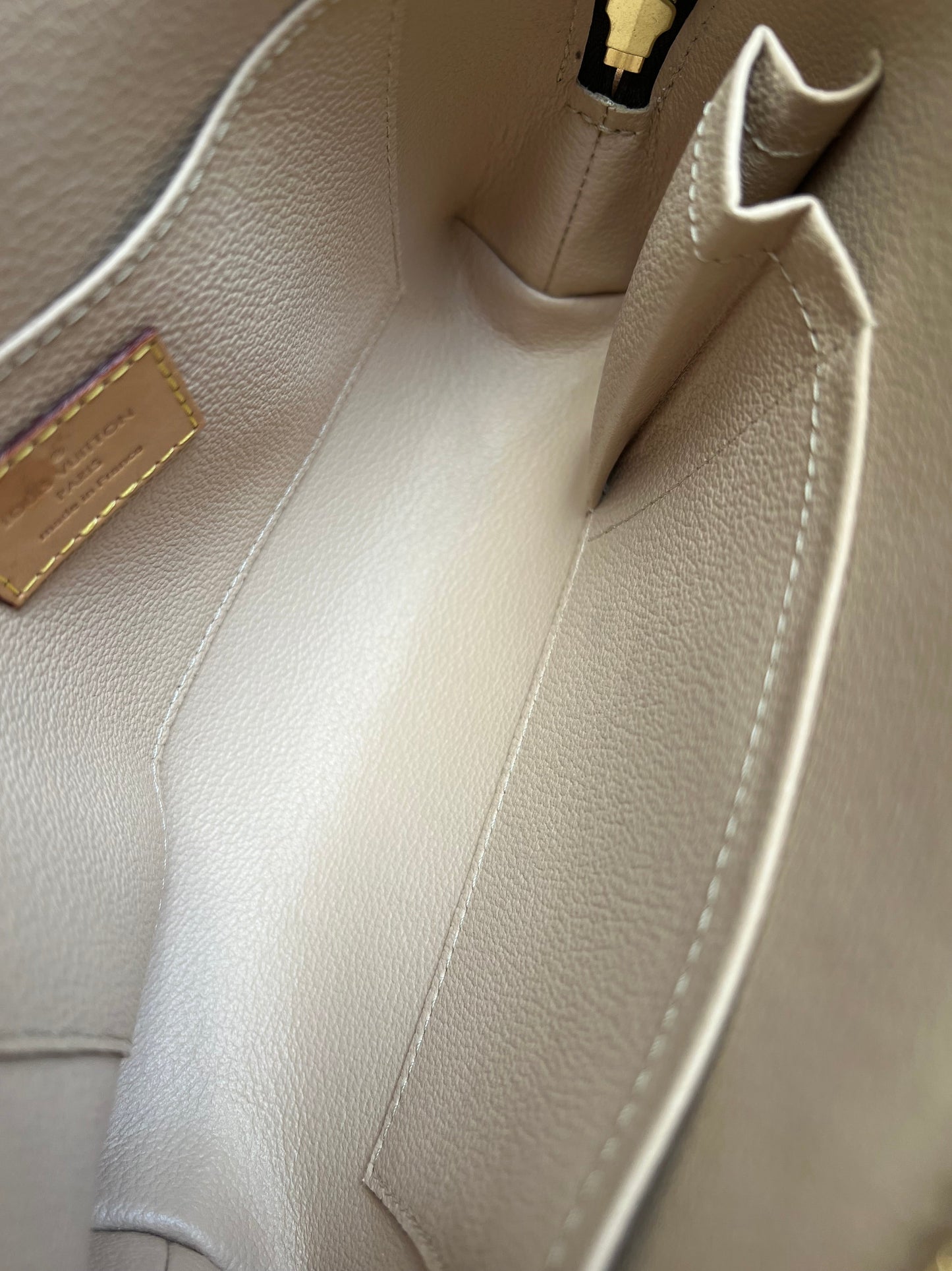 Louis Vuitton Cosmetic Pouch GM Monogram (RRP £495)