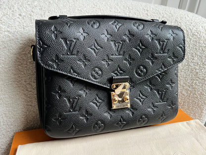 Louis Vuitton Pochette Metis Black Empreinte (RRP £2,200)