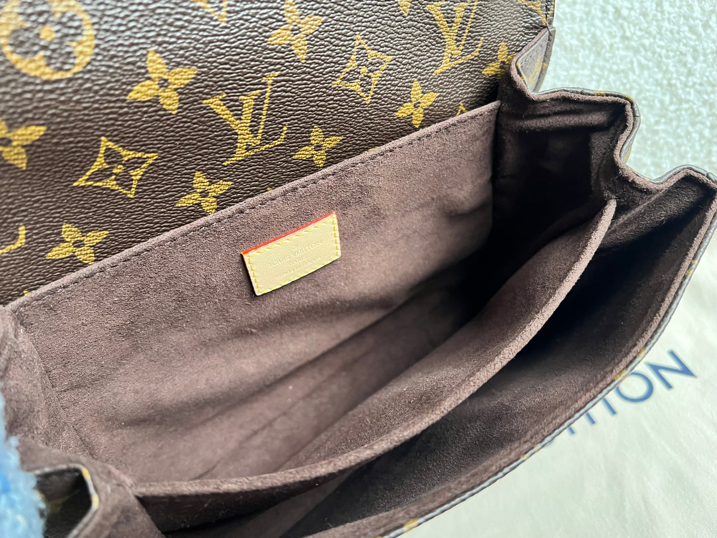 Louis Vuitton Pochette Metis Monogram (RRP £2,020)