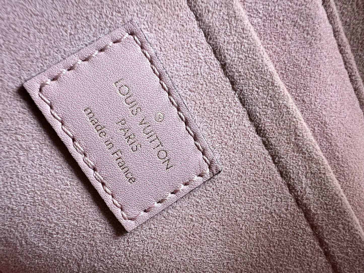 Louis Vuitton Locky BB Monogram Rose Poudre (RRP £1650)
