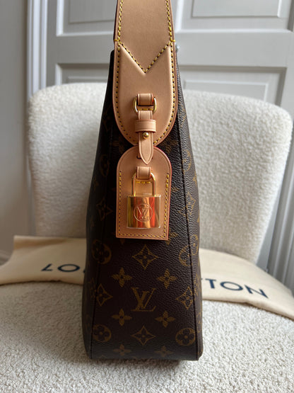 Louis Vuitton Slouchy MM Monogram (RRP £2110)