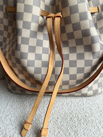 Louis Vuitton Girolata Damier Azur