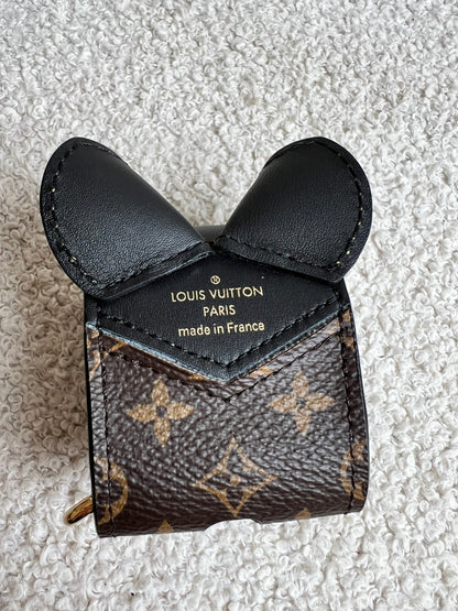Louis Vuitton Monogram Mouse airpods Case (RRP £350)