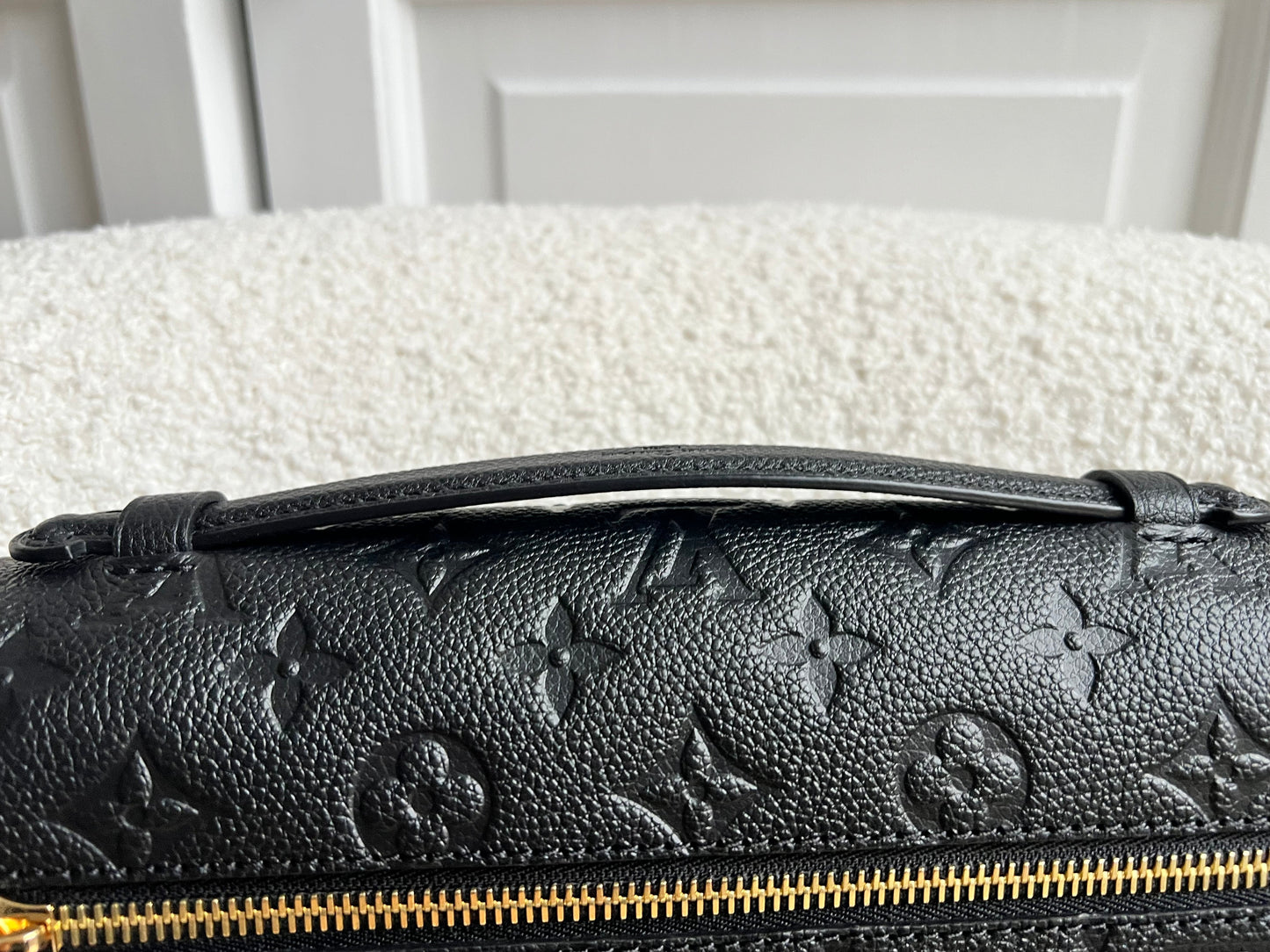 Louis Vuitton Pochette Metis Black Empreinte (RRP £2,200)