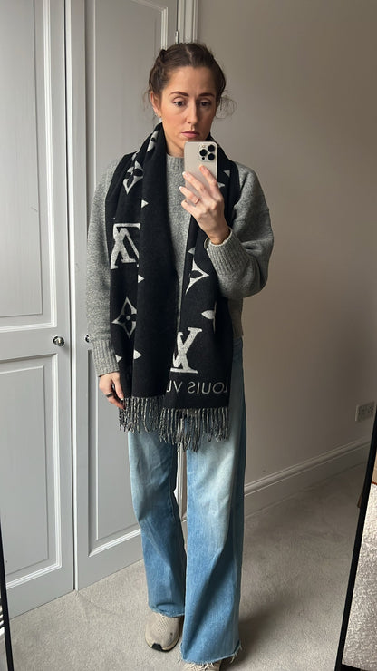 Louis Vuitton Rekyjavik Scarf Black and Grey (RRP £740)