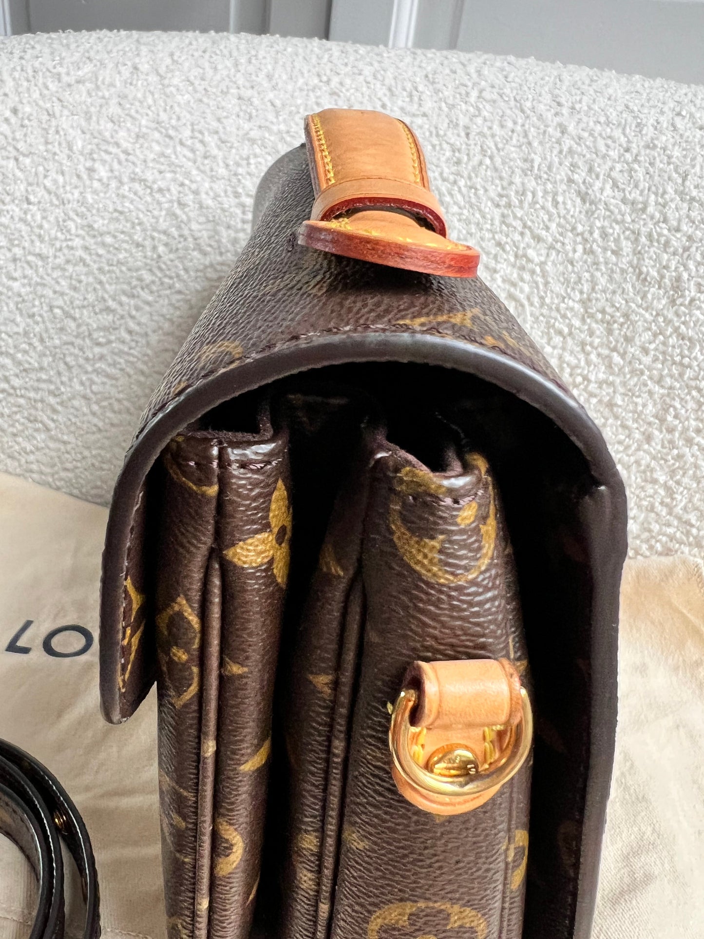 Louis Vuitton Pochette Metis Monogram (RRP £2,020)