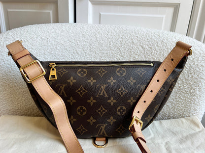 Louis Vuitton Bumbag in Monogram Canvas