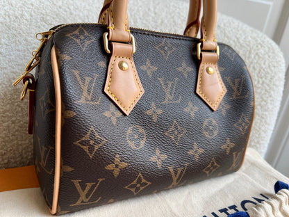 Louis Vuitton Speedy Monogram Bandouliere 20 (RRP £1680)