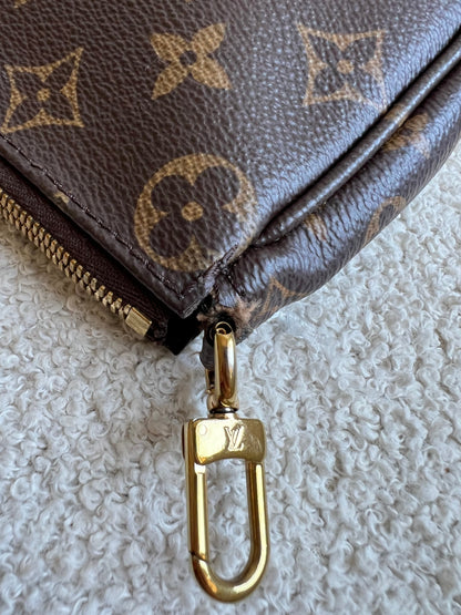 Louis Vuitton Small Pochette Monogram