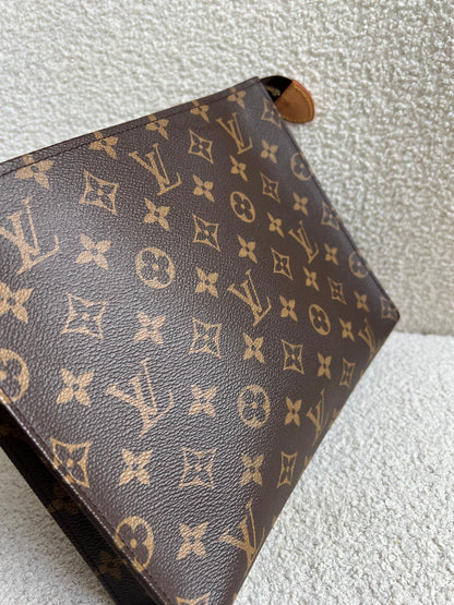 Louis Vuitton Large Toiletry Pouch Monogram