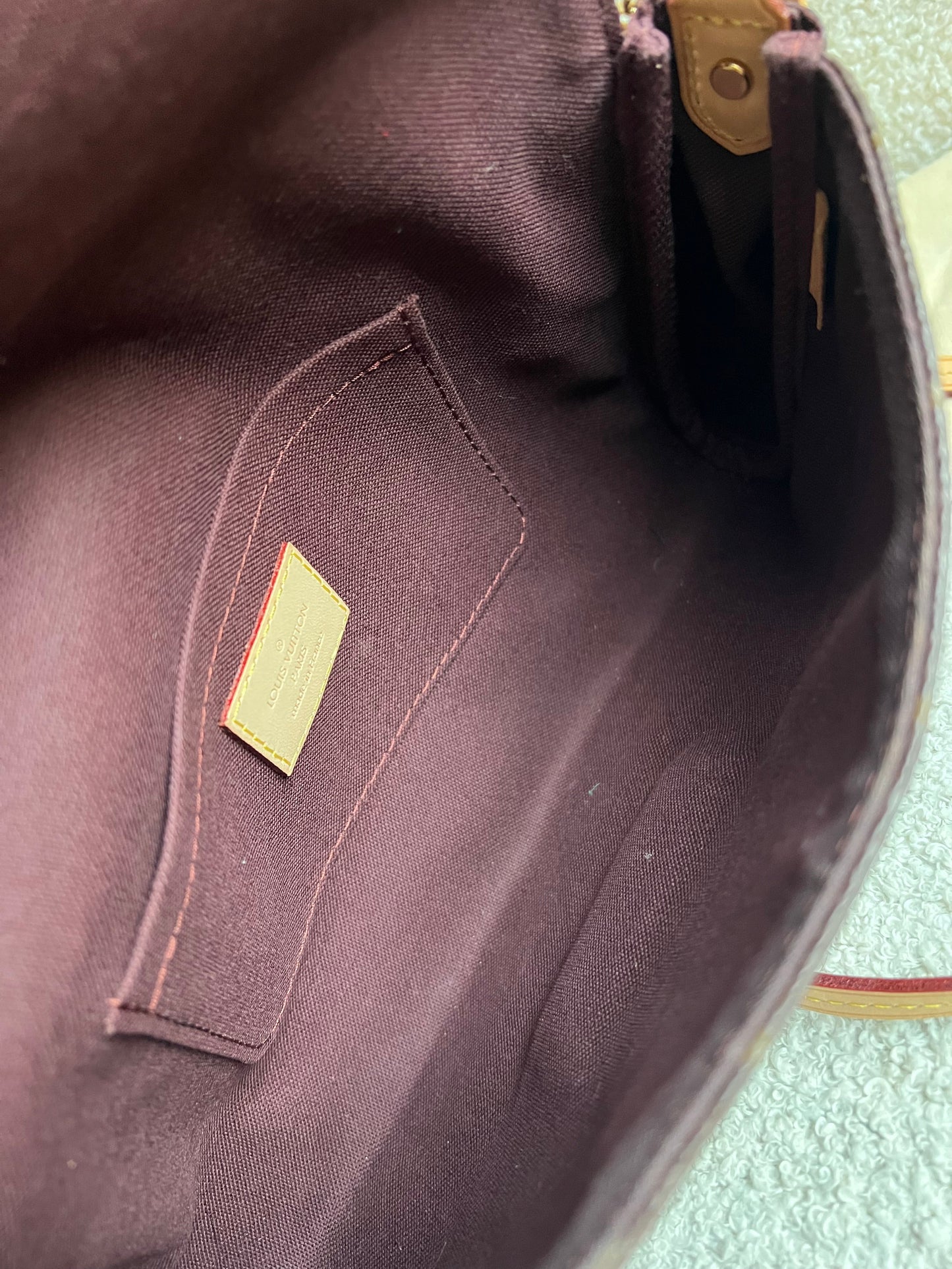 Louis Vuitton Favorite MM Monogram