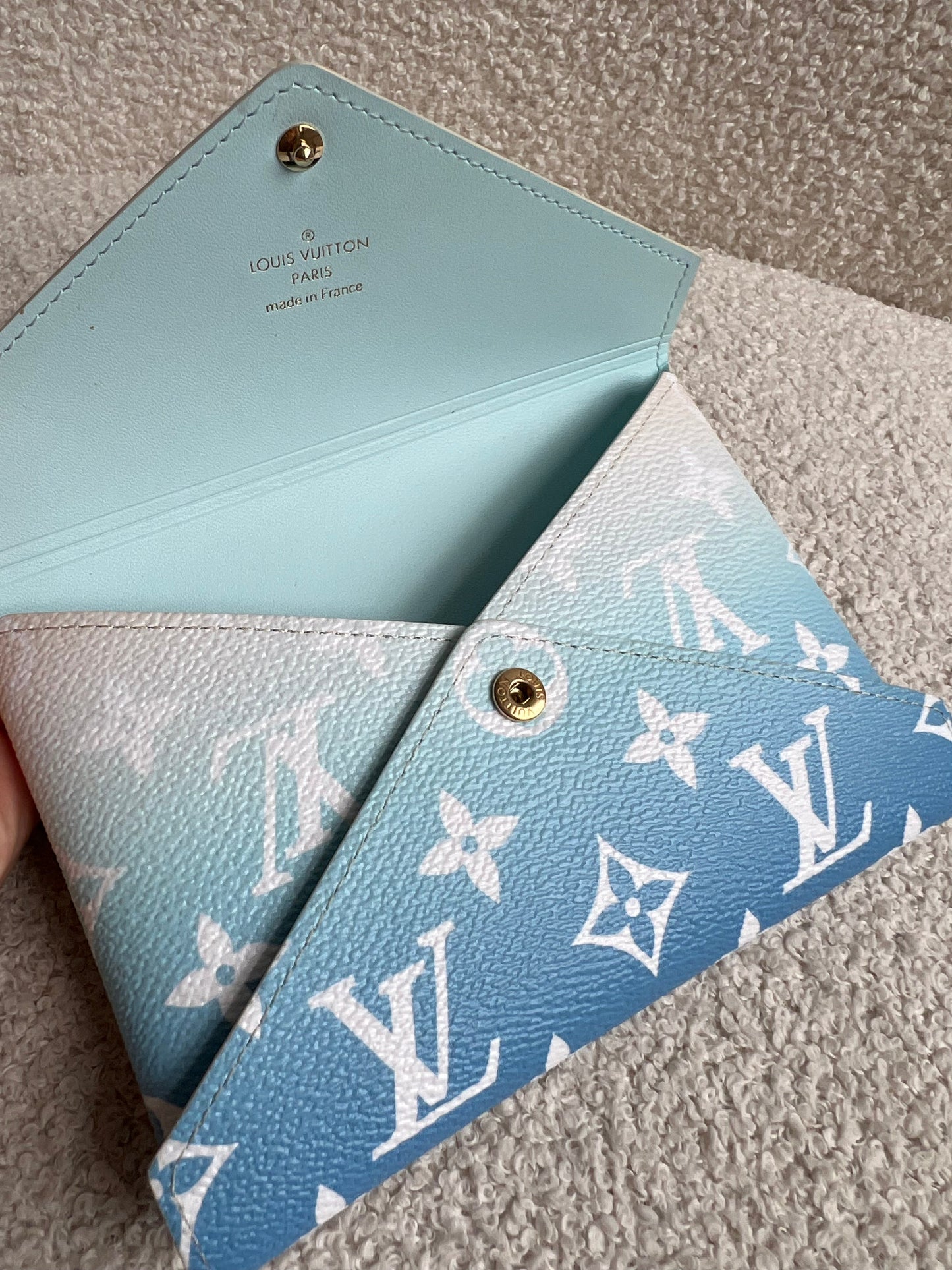 Louis Vuitton Medium Kirigami Pouch By The Pool