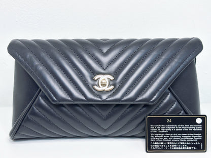 Chanel Black Chevron Lambskin Fold Up Again Clutch 2432 holo card