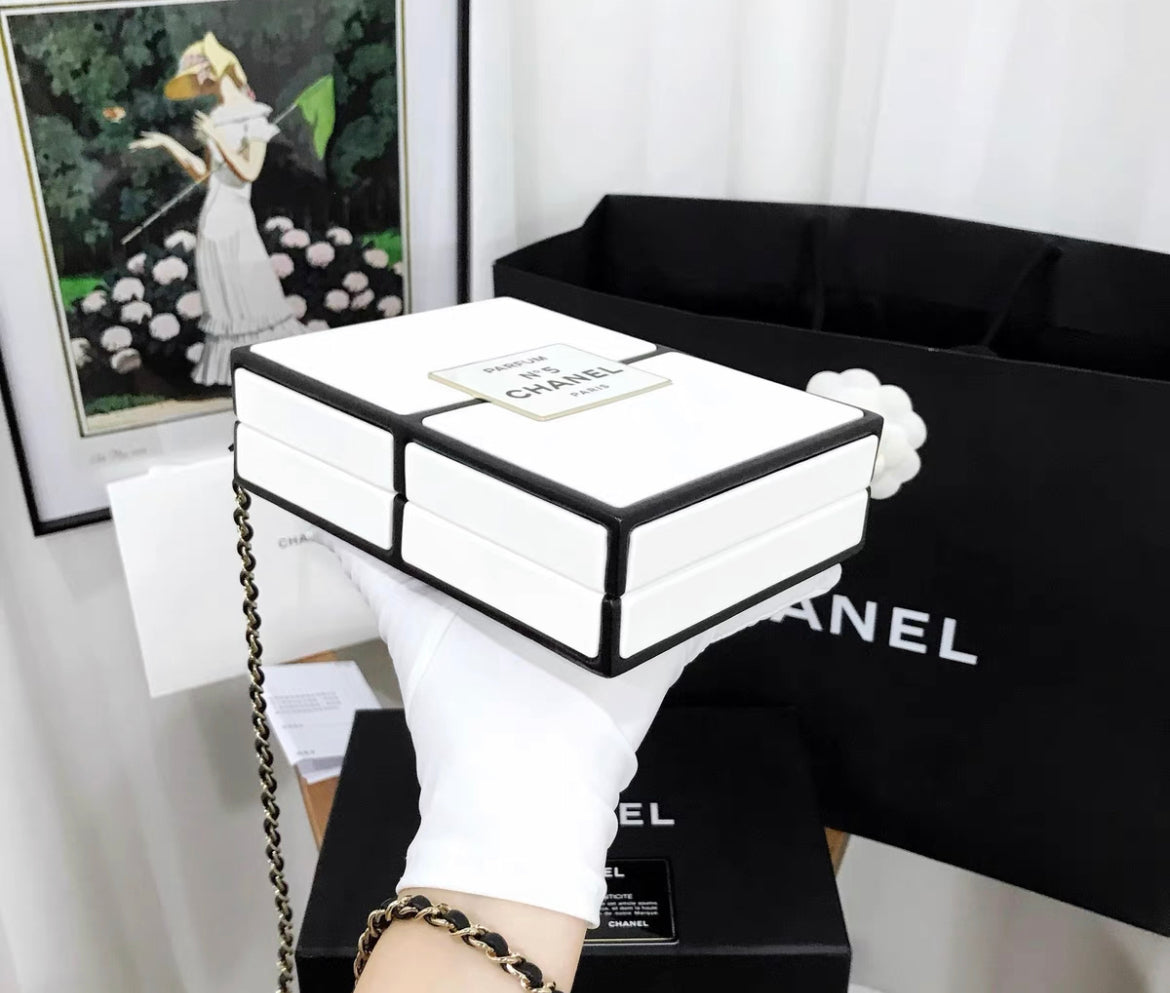 Chanel No 5 Perfume Box Minaudiere Clutch Bag 2021