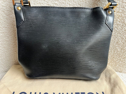 Louis Vuitton Mandara PM in Black Epi