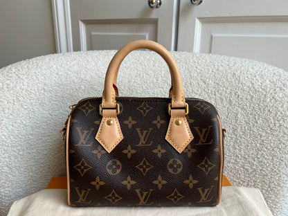 Louis Vuitton Speedy Monogram Bandouliere 20 (RRP £1680)