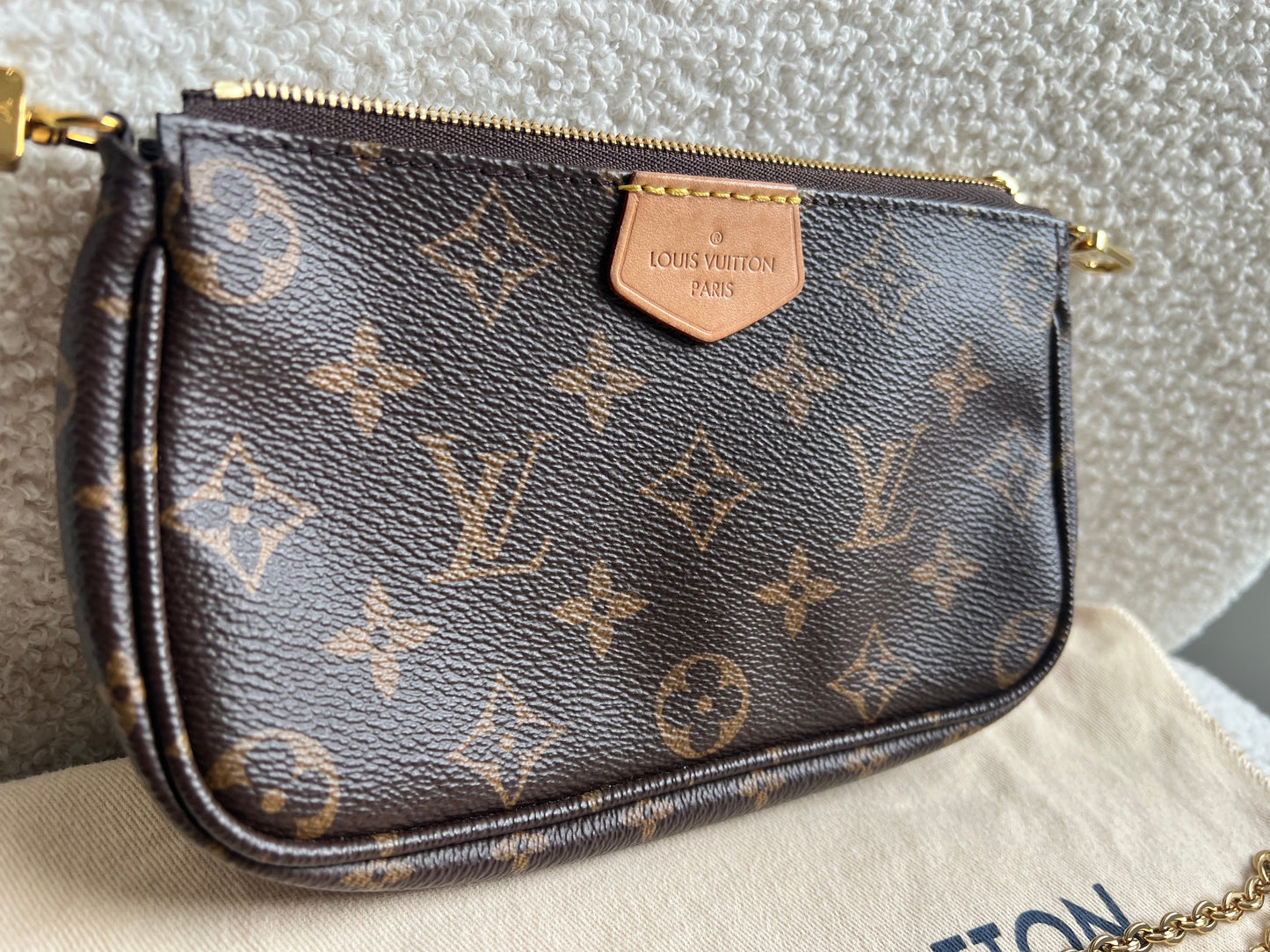 Louis Vuitton Multi Pochette Accessoires Khaki (RRP £2030)