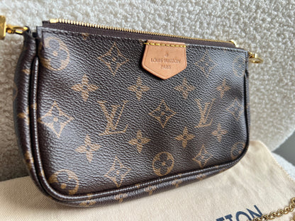 Louis Vuitton Multi Pochette Accessoires Khaki (RRP £2030)