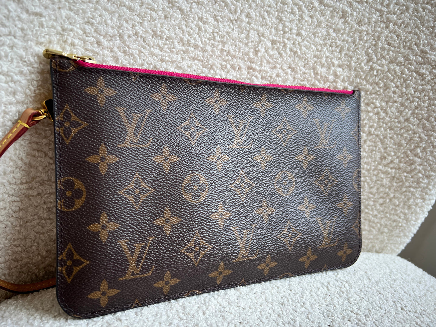 Louis Vuitton Pouch (from Neverfull MM) in Monogram