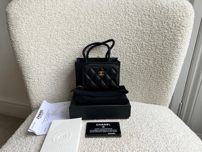 Chanel Black Quilted Caviar Zip Round Purse with Gold Hardware (RRP £550)